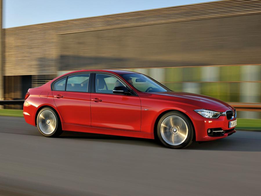  BMW 335i Sedan Sport Line 2012 года  (фото 6 из 16)